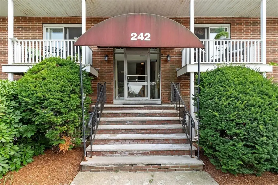 242 Mount Vernon St #6, Lawrence, MA 01843 - #2