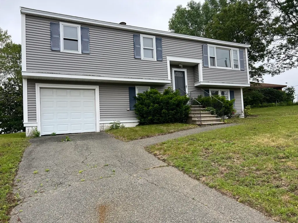 11 Skyview Lane, Woburn, MA 01801 - #1