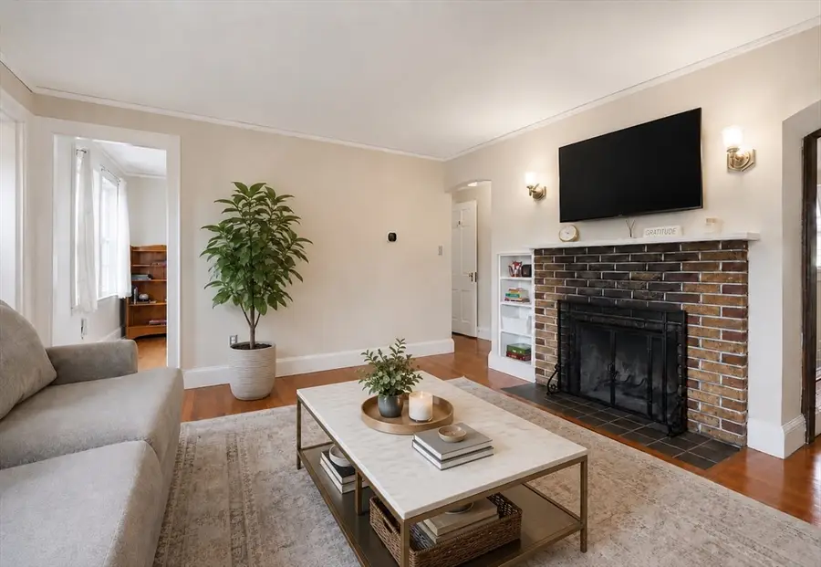 812 East St, Dedham, MA 02026 - #2