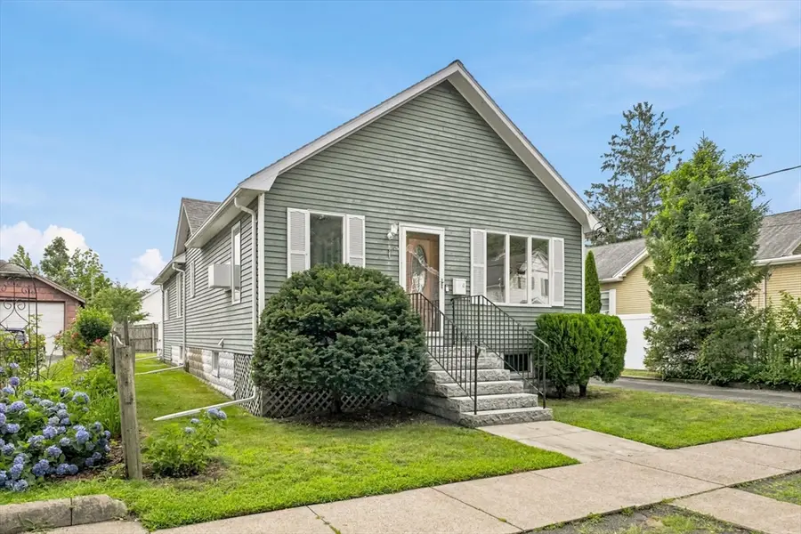 32 Glendale Ave, Peabody, MA 01960 - #2
