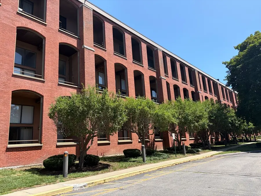 96 Old Colony Avenue #123, East Taunton, MA 02718 - #2