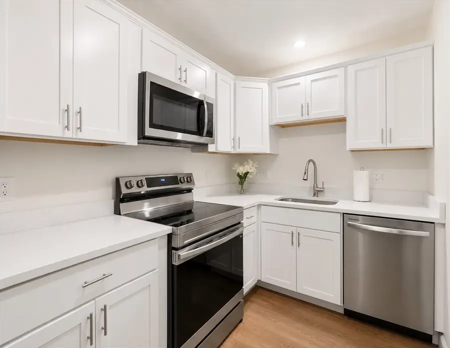 159 Bittersweet Ln #123, Randolph, MA 02368 - #2
