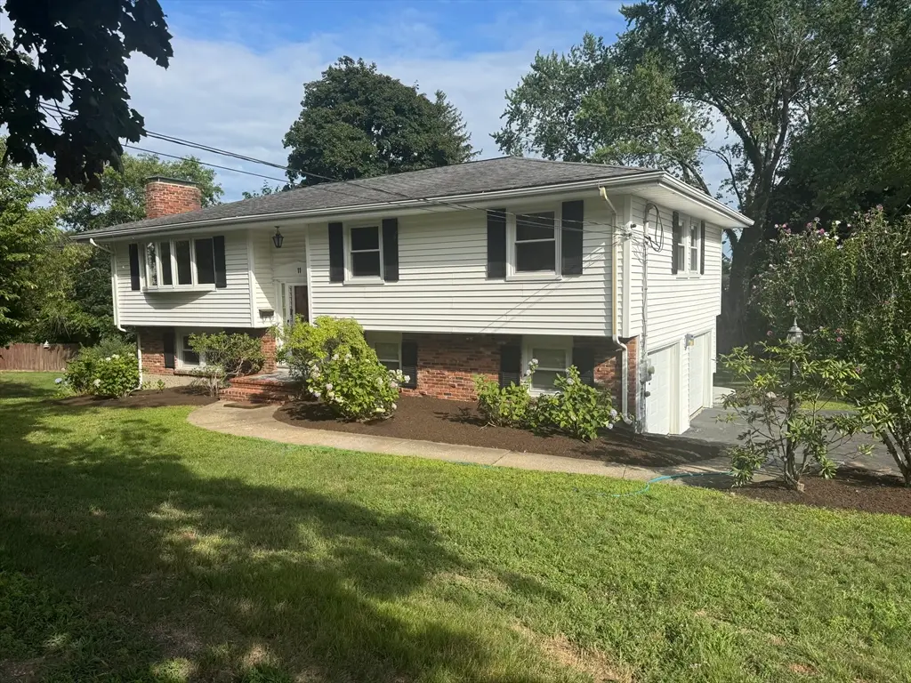 11 Aspen Ct, Dedham, MA 02026 - #1