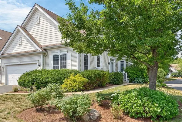 5 Highbank Trail, Plymouth, MA 02360