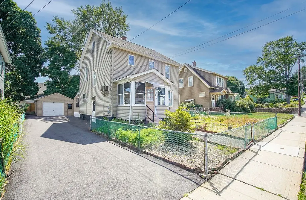 64 Ridgewood Avenue, Holyoke, MA 01040 - #1