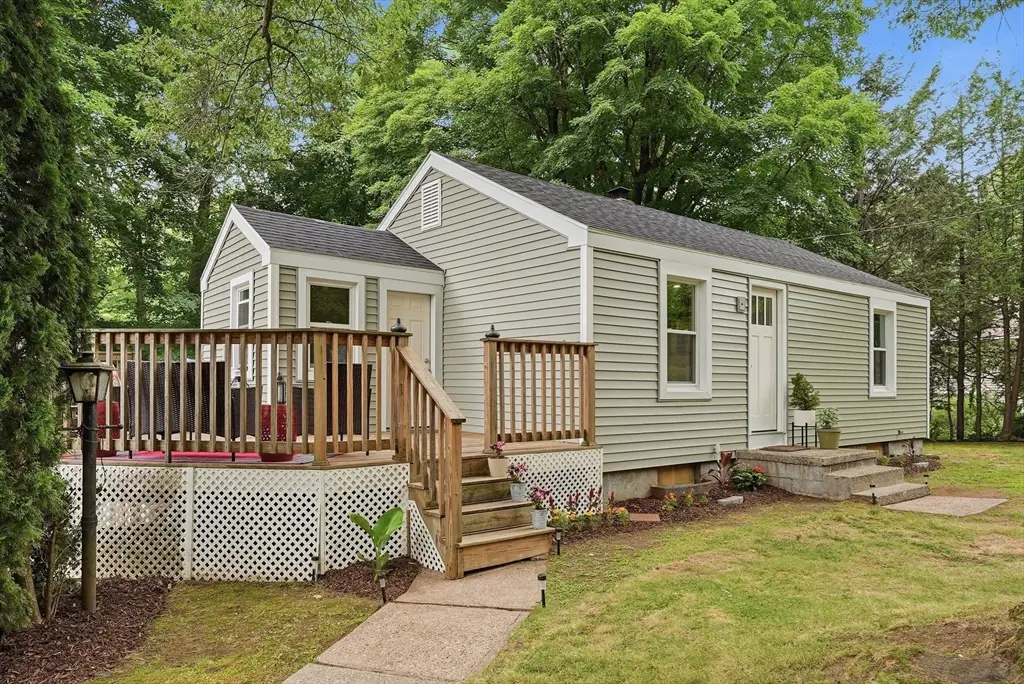 92 Sylvan Lane, Feeding Hills, MA 01030 - #1