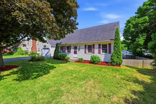 1056 North West St, Agawam, MA 01001