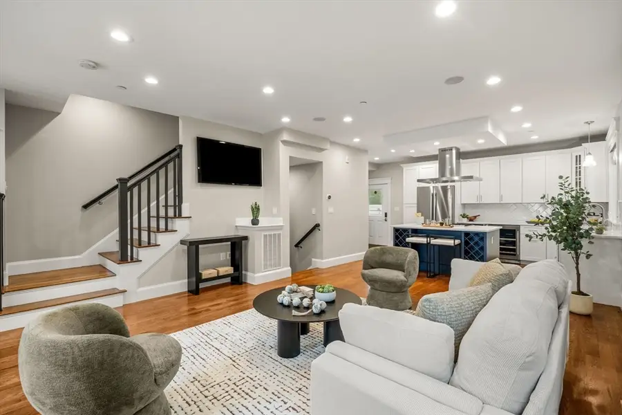 14 Pearl #B, Somerville, MA 02145 - #3