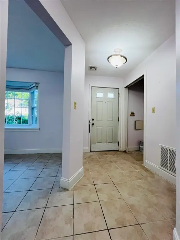 651 Brookside Dr #651, Andover, MA 01810 - #3
