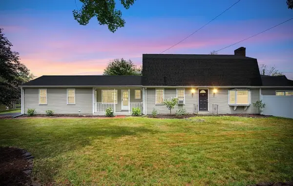 1 Northwood Drive, Wilbraham, MA 01095