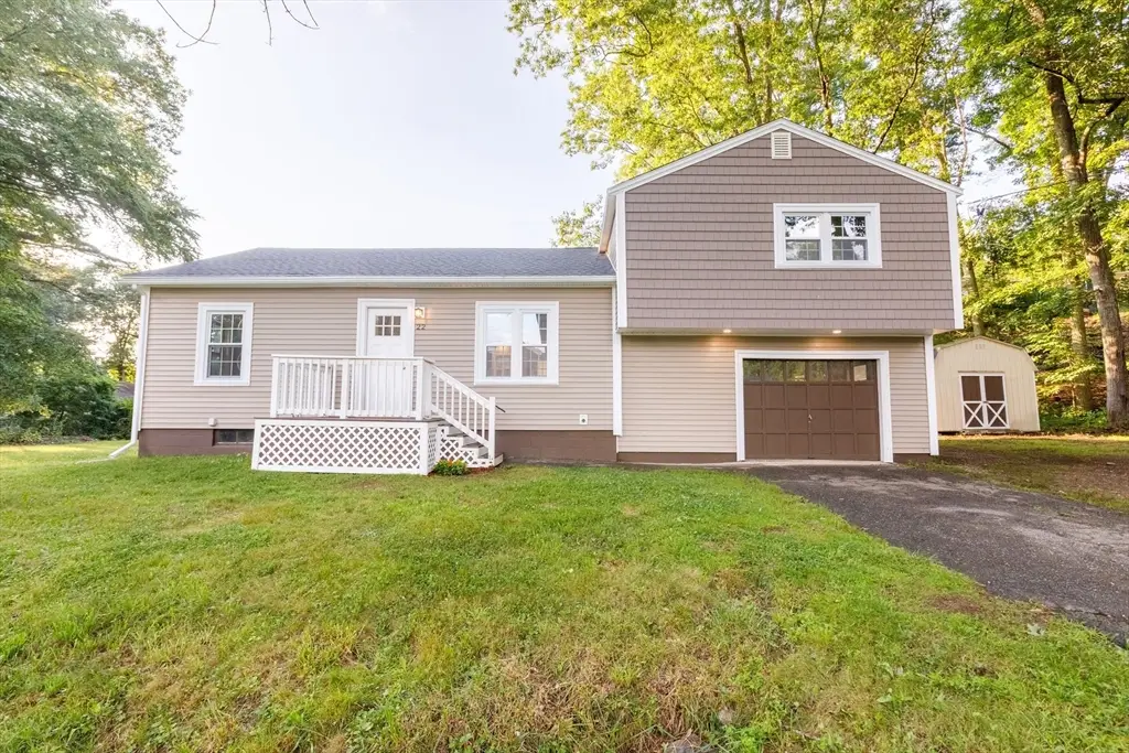 22 Lakeside Ave, Webster, MA 01570 - #1
