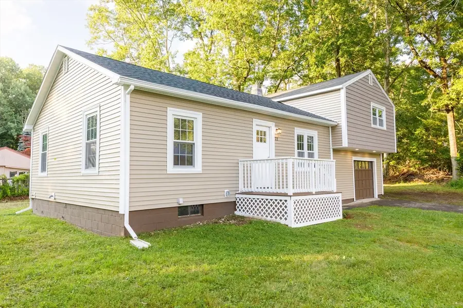 22 Lakeside Ave, Webster, MA 01570 - #2