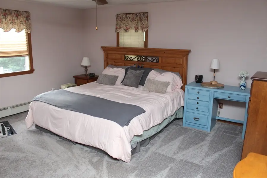 56 Macomber St, Berkley, MA 02779 - #3