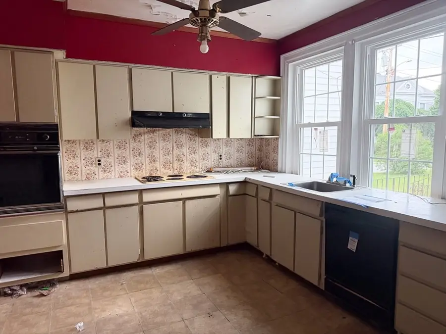 179 Front St, Winchendon, MA 01475 - #3