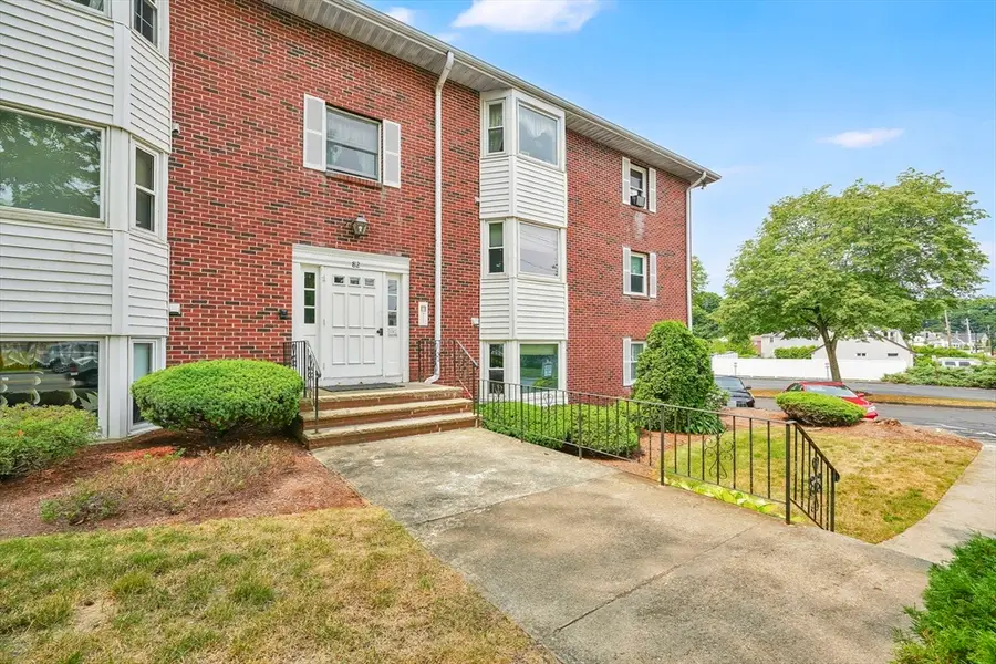 82 Neponset St #B, Canton, MA 02021 - #2