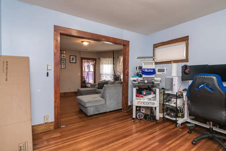 14-16 Revere St, Springfield, MA 01108 - #3