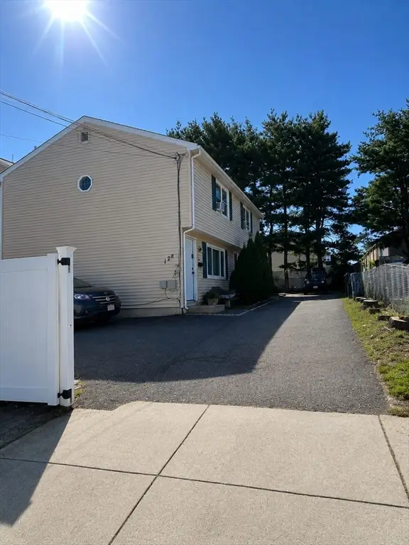 128-128A Bowdoin St, Lawrence, MA 01843 - #3