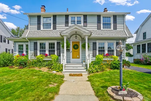 174 Hopkins Pl, Longmeadow, MA 01106