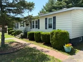 2 Castle Road #118, Attleboro, MA 02703 - #3