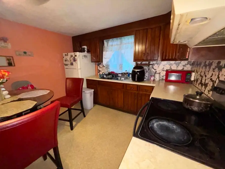 68 Mccarthy Ave, Cherry Valley, MA 01611 - #3