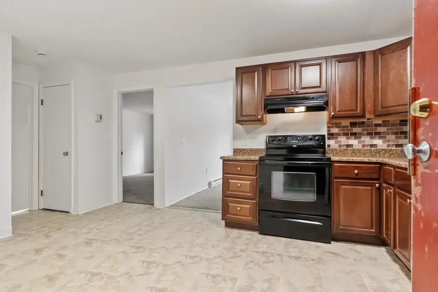 56 Edgeworth #3, Worcester, MA 01605 - #3