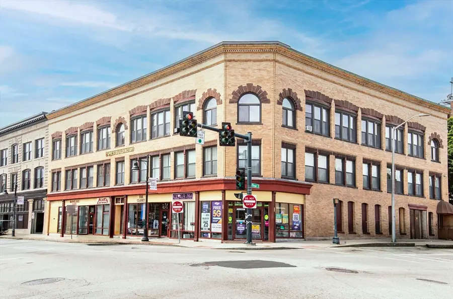 7 Main Street #106, Brockton, MA 02301 - #2