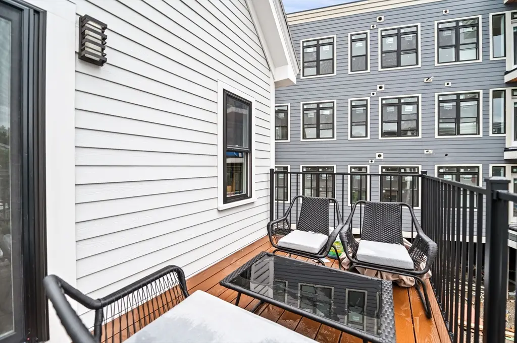 6 Weld Hill, Boston, MA 02130 - #1