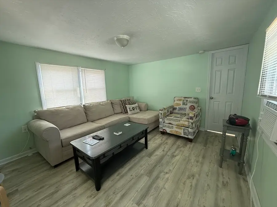 5 Sean Circle, East Wareham, MA 02538 - #3