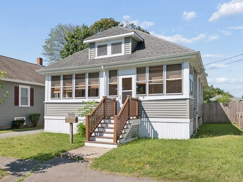 256 Green St, Fairhaven, MA 02719 - #1
