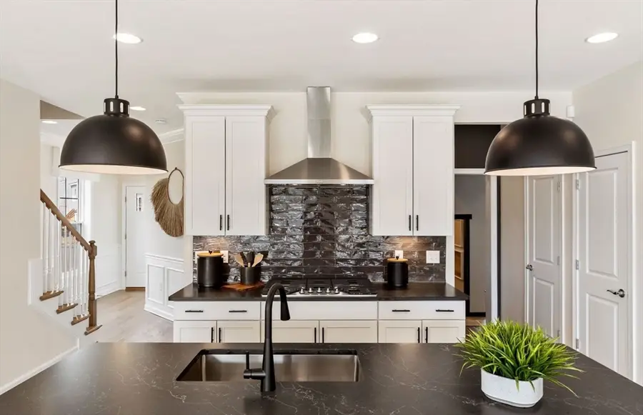 25 Emerald Run #15, Shrewsbury, MA 01545 - #3