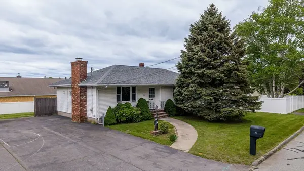 20 Roy Street, Fairhaven, MA 02719