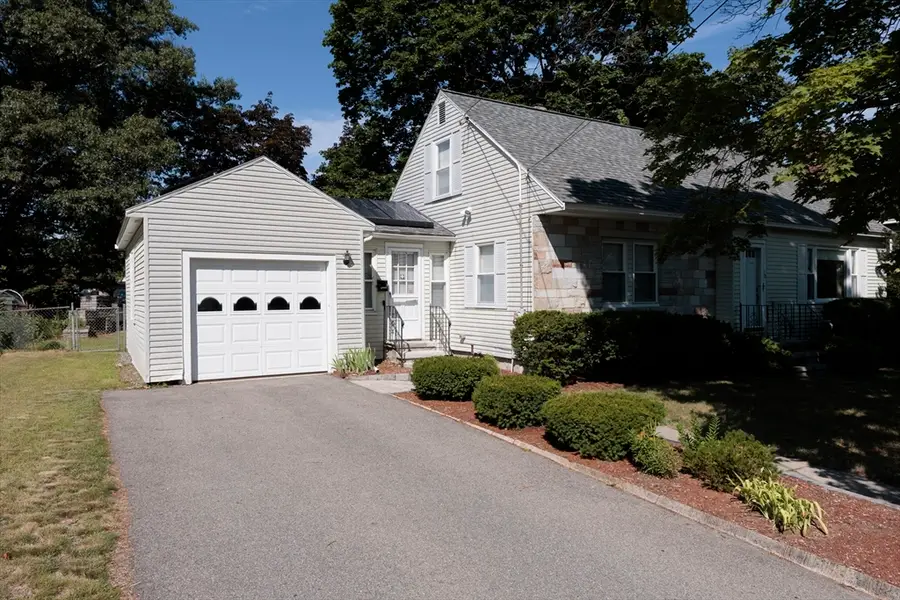 10 Marinel Ave, North Chelmsford, MA 01863 - #3