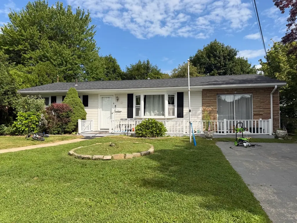 6 Eddy St, Fairhaven, MA 02719 - #1
