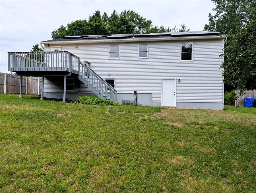 22 Pine Needle Ln, Springfield, MA 01118 - #2