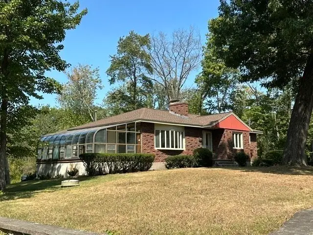 27 Lantern Ln, Dedham, MA 02026 - #2