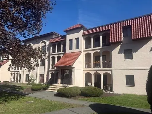 685 Oak St #2-5, Brockton, MA 02301 - #2