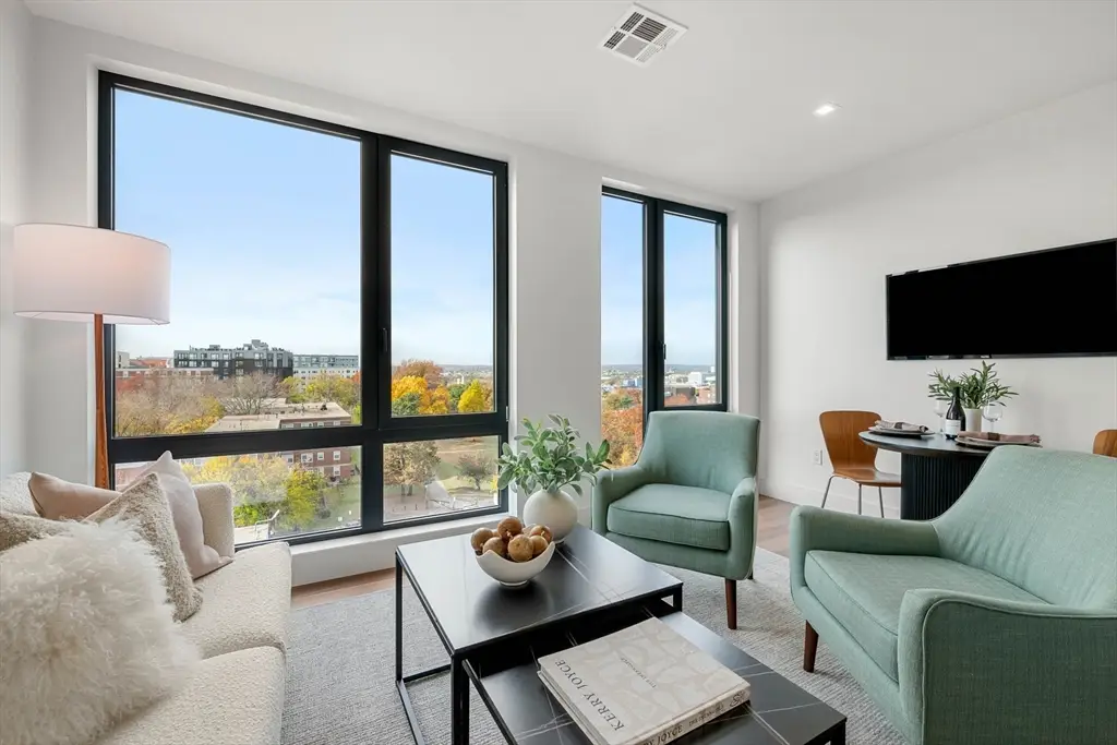 1515 Commonwealth Ave #504, Boston, MA 02135 - #1