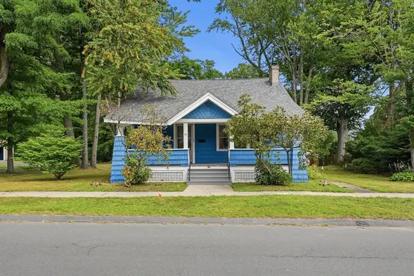 44 Woodmont Street, West Springfield, MA 01089