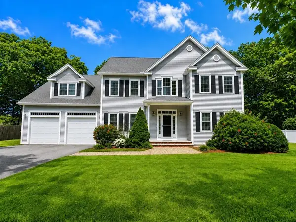 20 Coolidge Ave, Norwood, MA 02062
