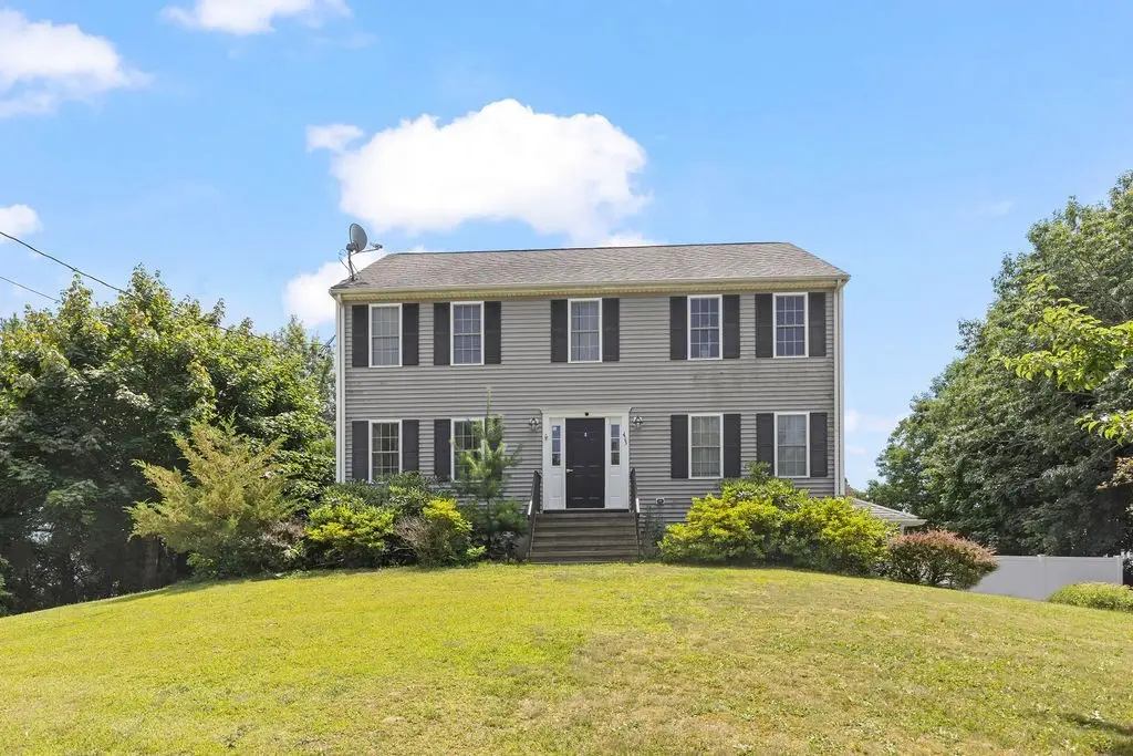 413 Huttleston Ave, Fairhaven, MA 02719 - #1