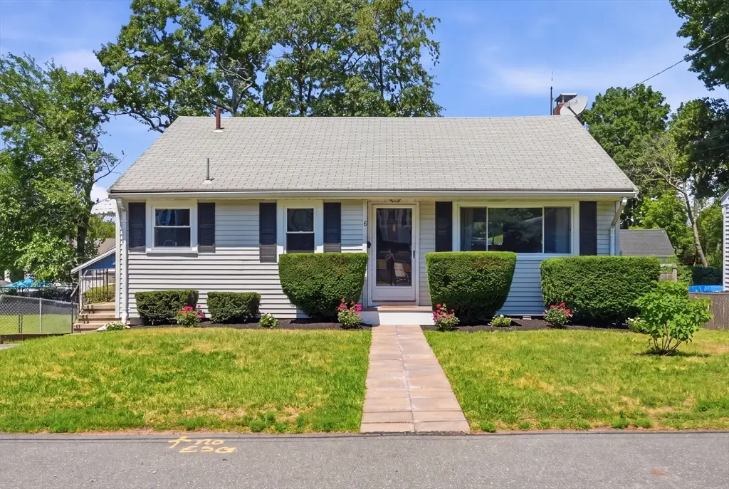 8 Bossi Ave, Randolph, MA 02368 - #1