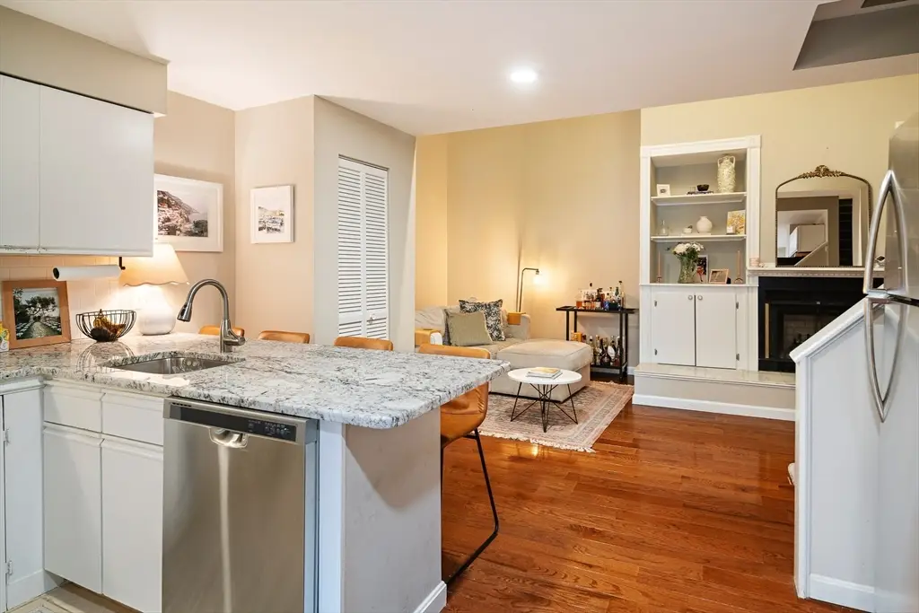 356-358 Main St #12, Boston, MA 02129 - #1
