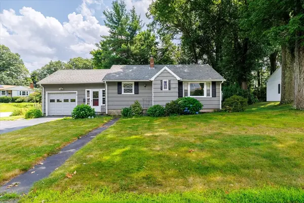 1 Melba Ave, Auburn, MA 01501