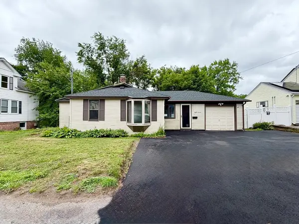 87 Vezina Ave, Leominster, MA 01453
