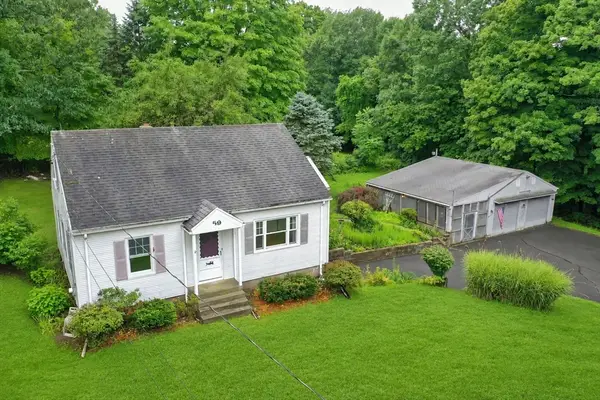 59 Vining Hill Rd, Southwick, MA 01077