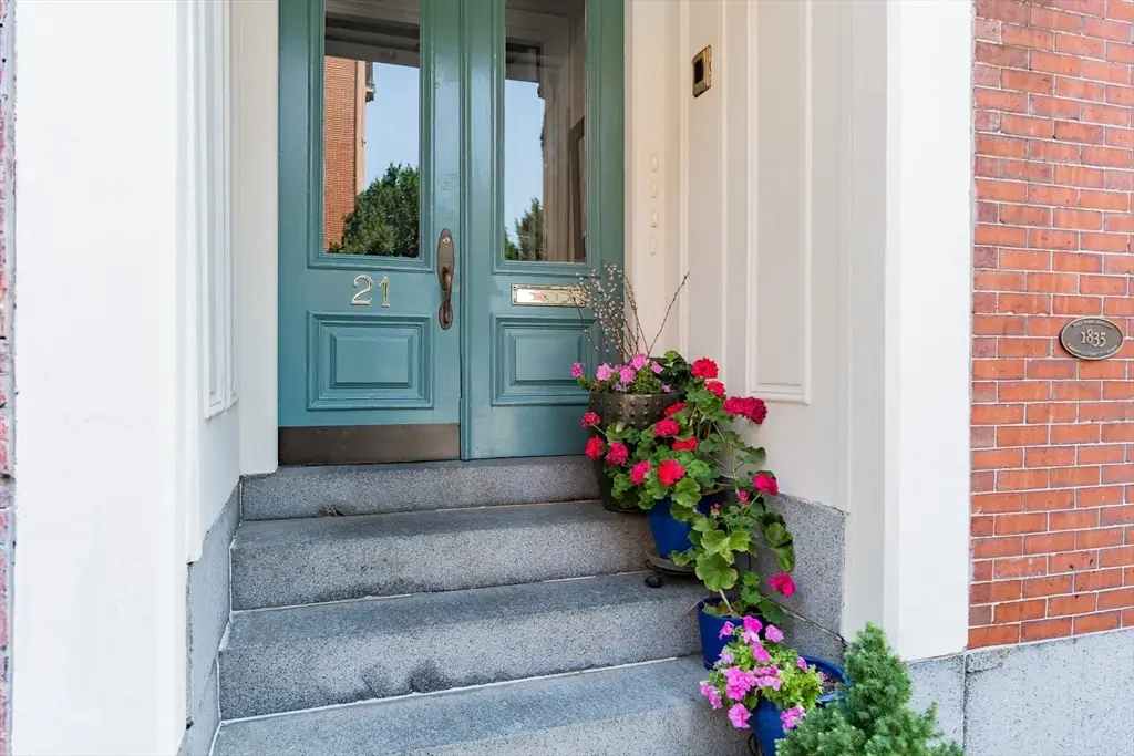 21 Harvard St #4, Boston, MA 02129 - #1