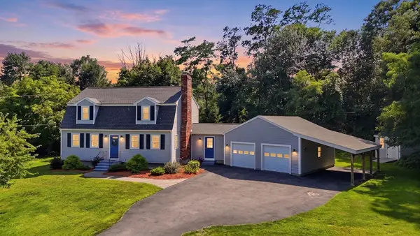 38 Dunstable Road, Westford, MA 01886