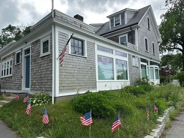 896 Sandwich Rd, Bourne, MA 02561
