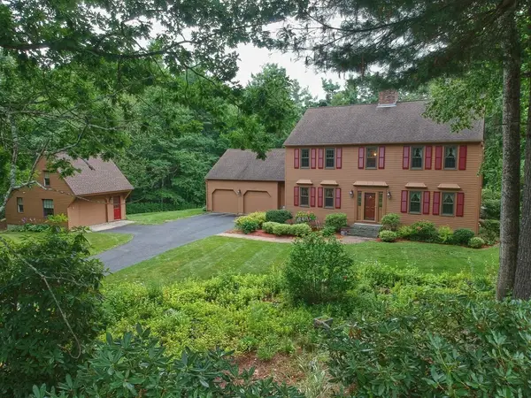 22 Oak Cir, Princeton, MA 01541