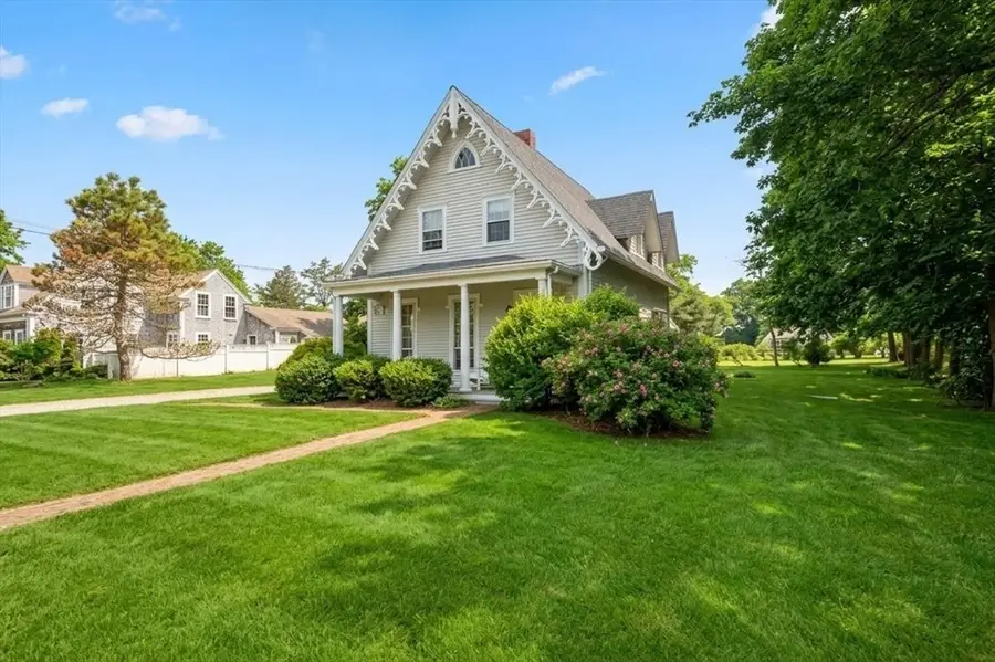59 Cottage St, Hingham, MA 02043 - #2